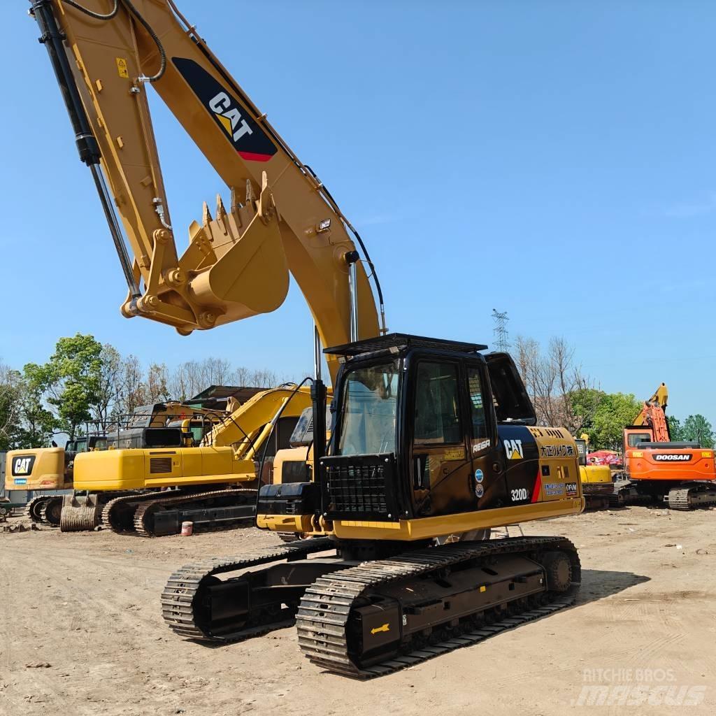 CAT 320D2 Koparki gąsienicowe