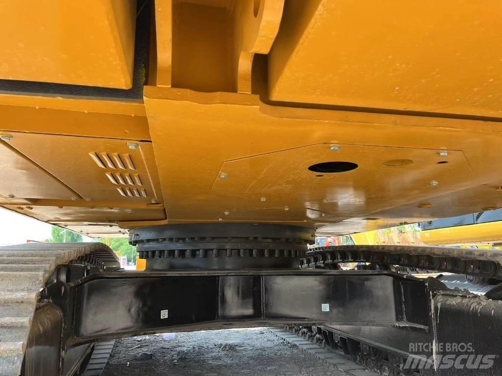CAT 330D2 Koparki gąsienicowe