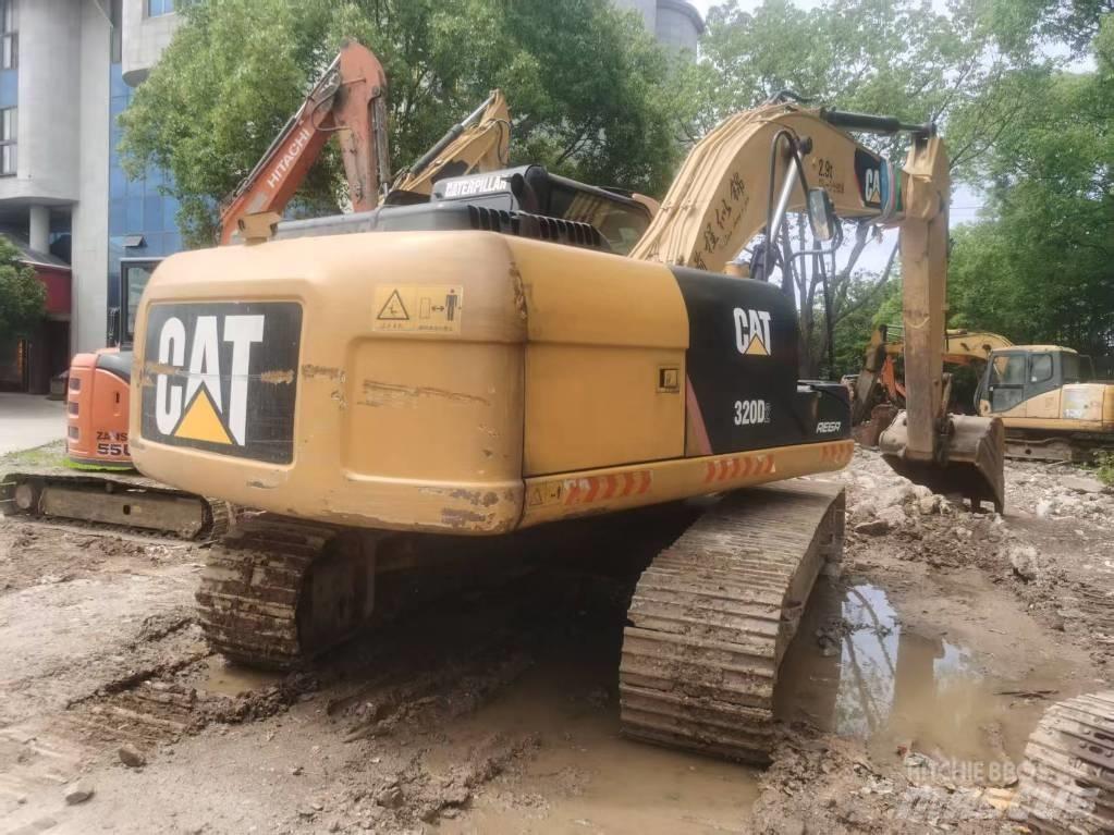 CAT 320d2 Koparki gąsienicowe