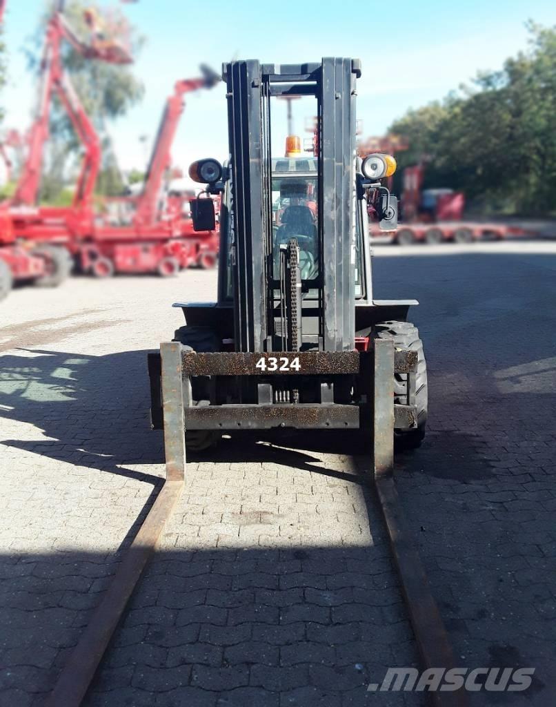 Ausa C 300 H X4 Wózki widłowe terenowe