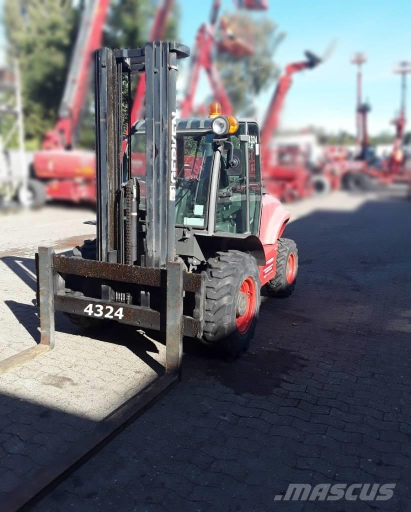 Ausa C 300 H X4 Wózki widłowe terenowe