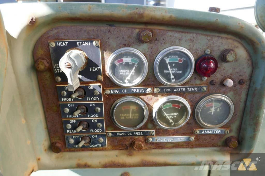 CAT D7F Ex-army Spycharki gąsienicowe