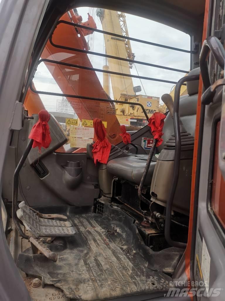 Hitachi ZX 75 Koparki gąsienicowe