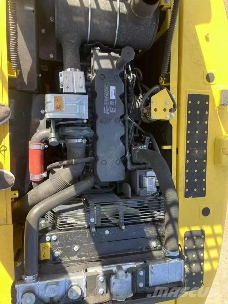 Komatsu 210LC-8 Koparki gąsienicowe