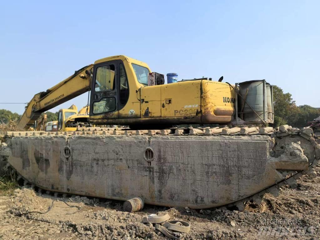 Komatsu PC 200-6 Koparki pływające - amfibie