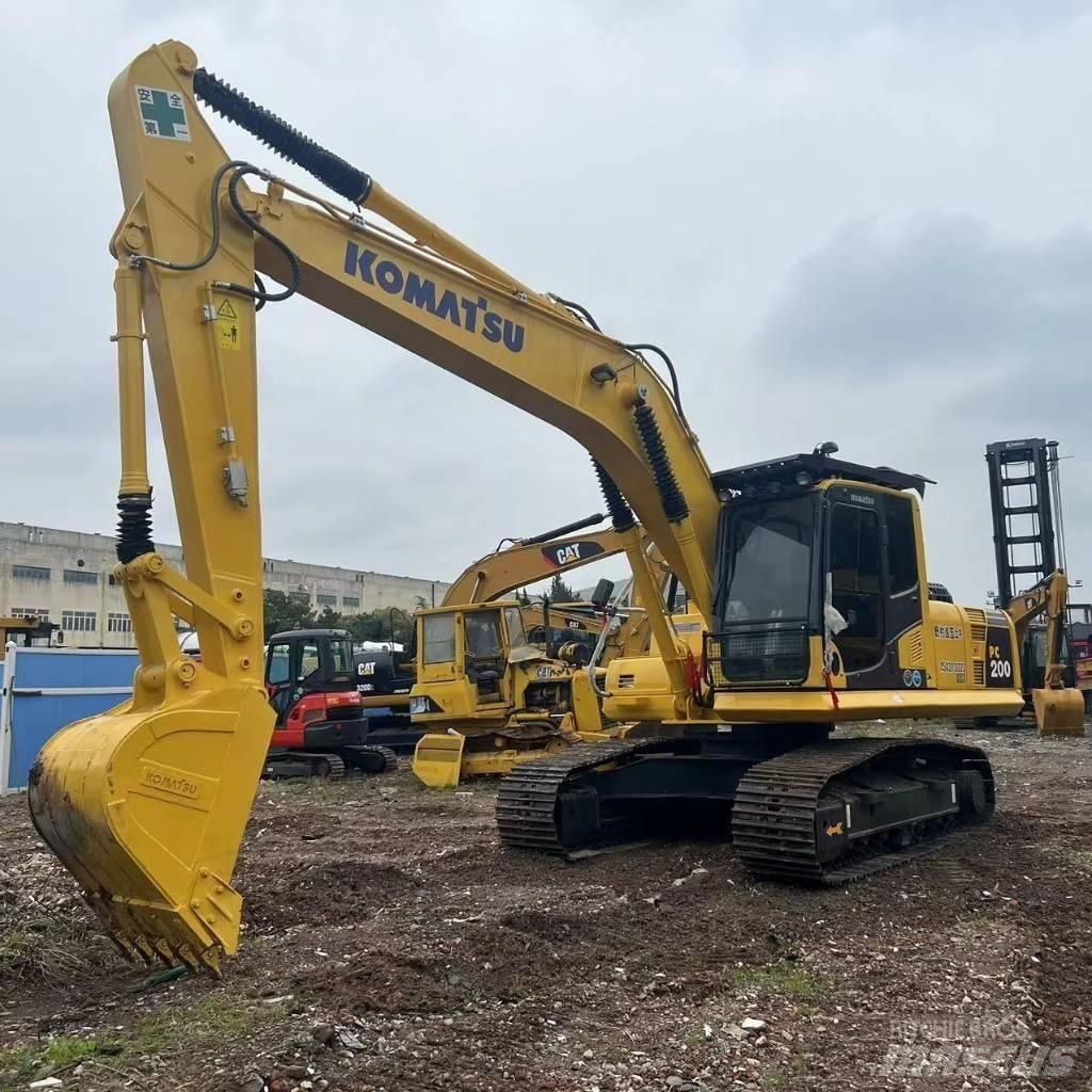 Komatsu pc200-8 Koparki gąsienicowe