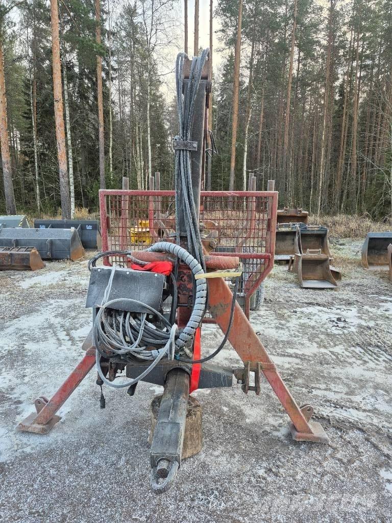 Patu 1800 Przyczepy leśne