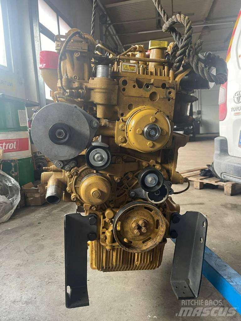 CAT 313 model Silniki