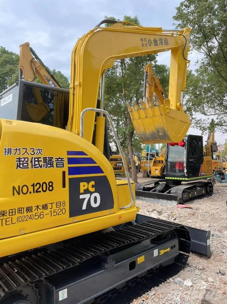 Komatsu 70-8 Koparki gąsienicowe