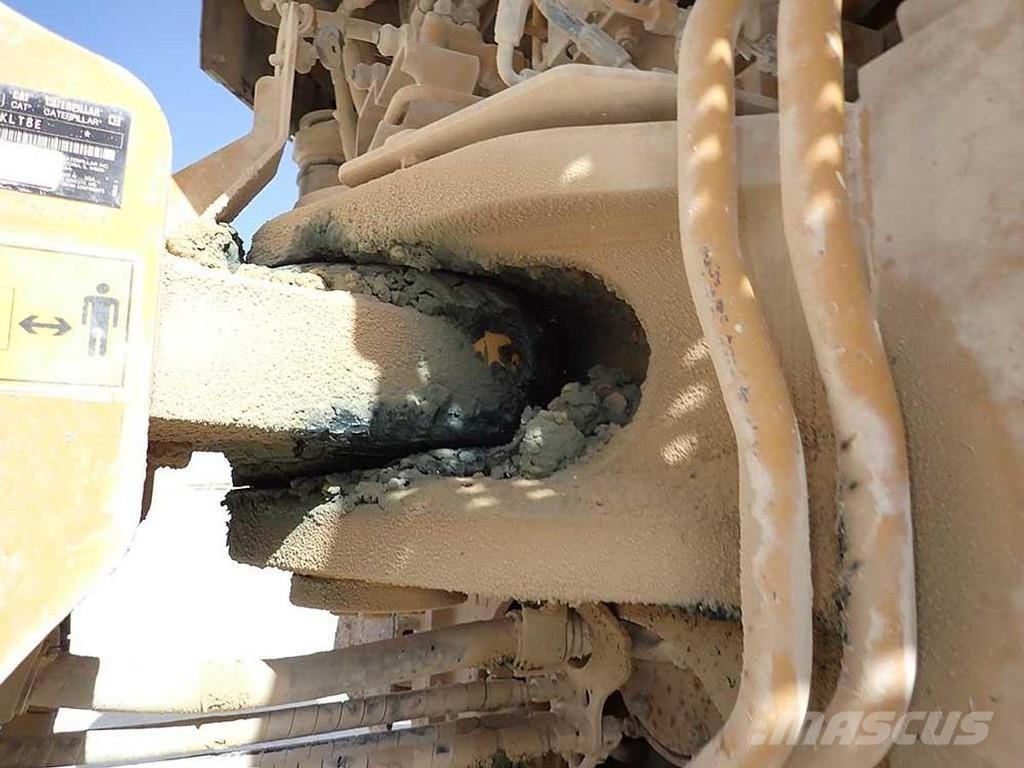 CAT 988K Ładowarki kołowe