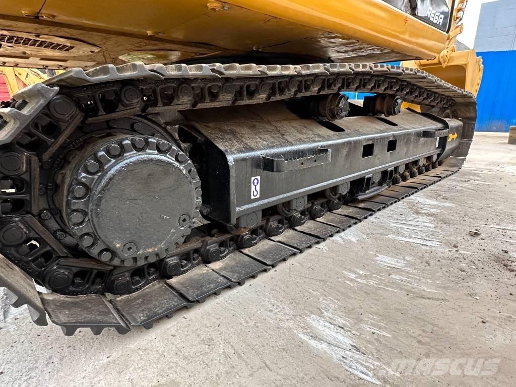 CAT 330 D Koparki gąsienicowe