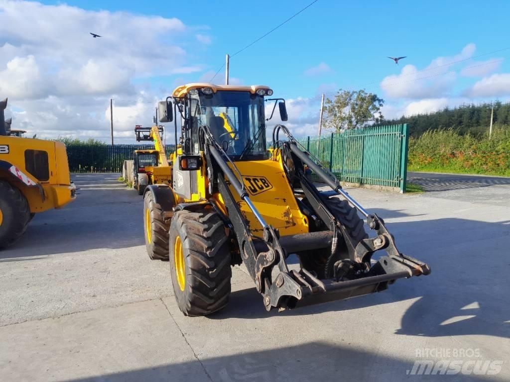 JCB 412 Ładowarki rolnicze