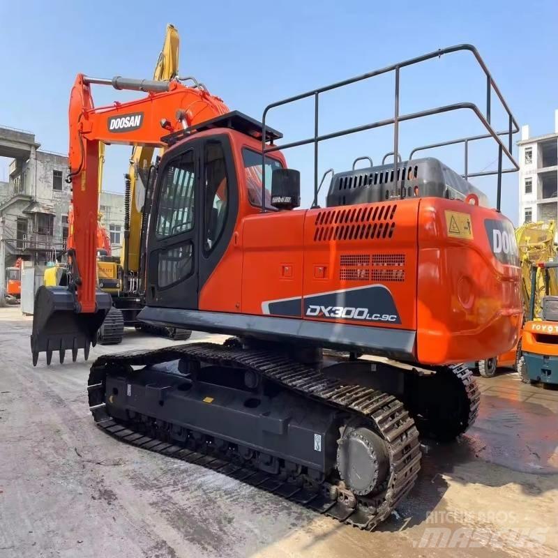 Doosan DX 300 LC-9C Koparki gąsienicowe