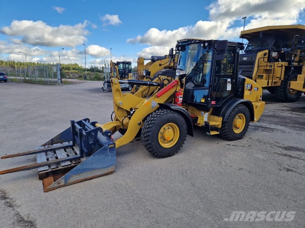 CAT 906 Ładowarki kołowe