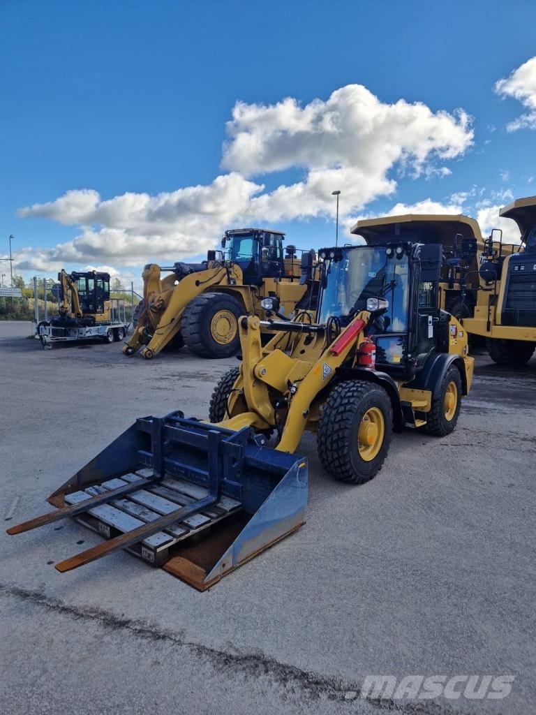 CAT 906 Ładowarki kołowe