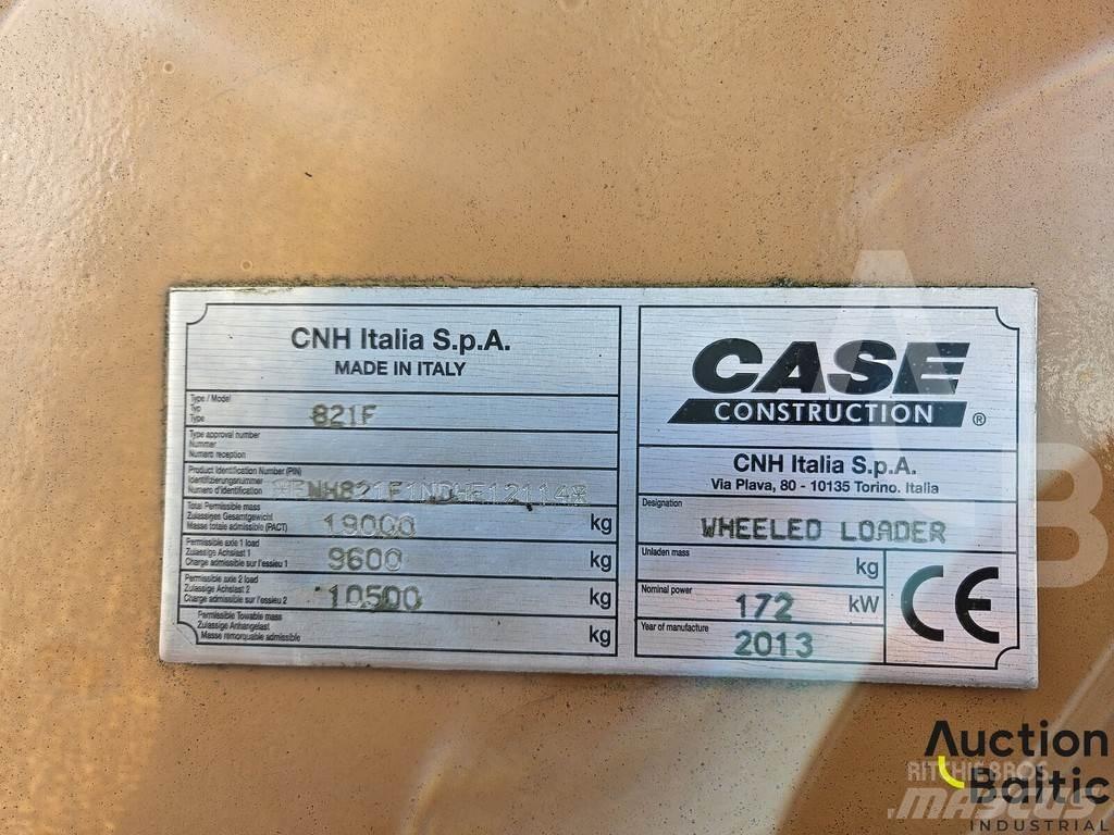 CASE 821 F Ładowarki kołowe