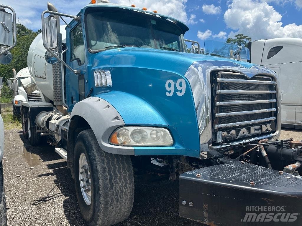Mack GU 800 Inne