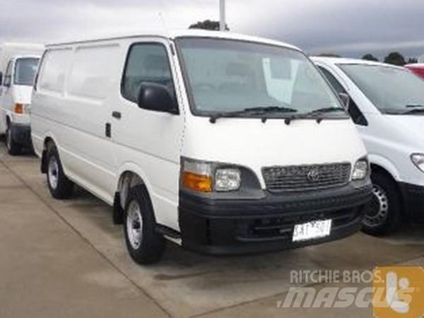 Toyota HIACE RZH103R Busy / Vany
