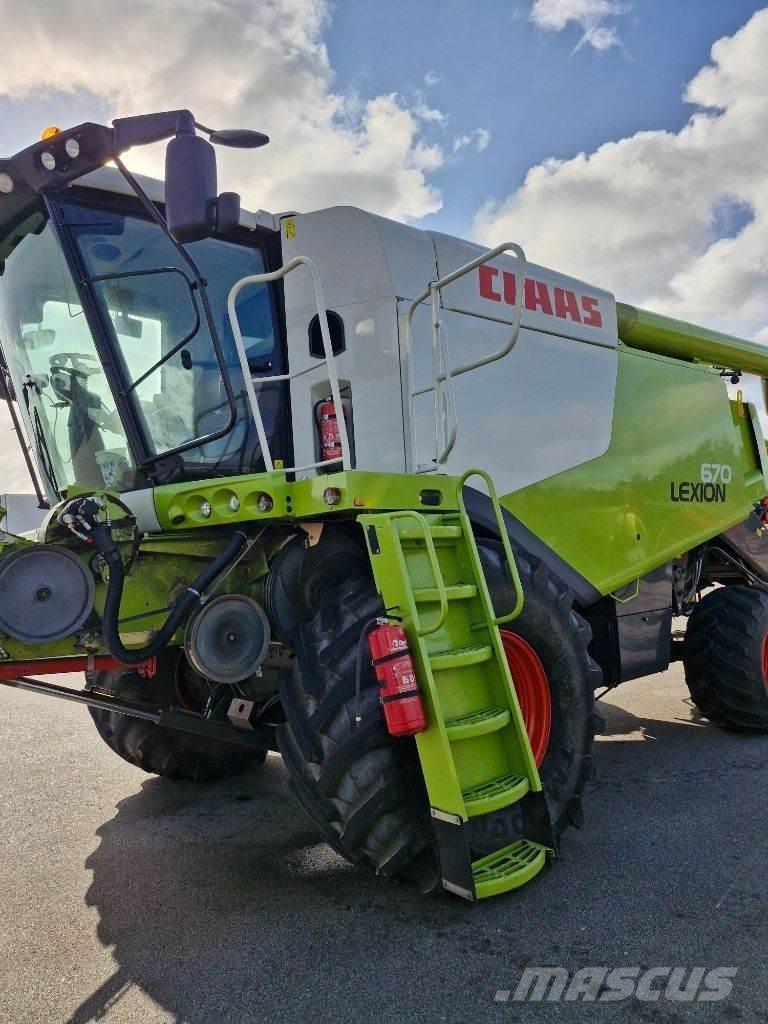 CLAAS Lexion 670 Kombajny zbożowe