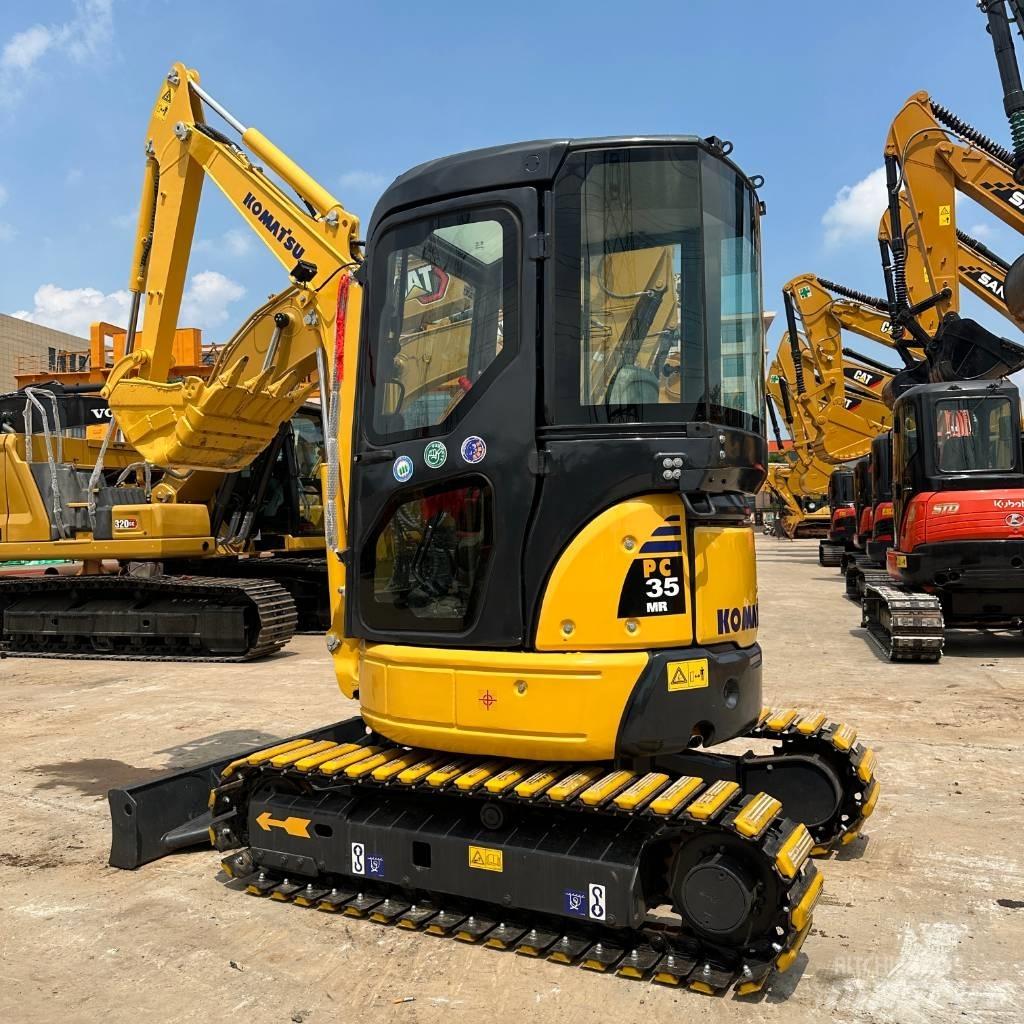 Komatsu PC35MR Minikoparki