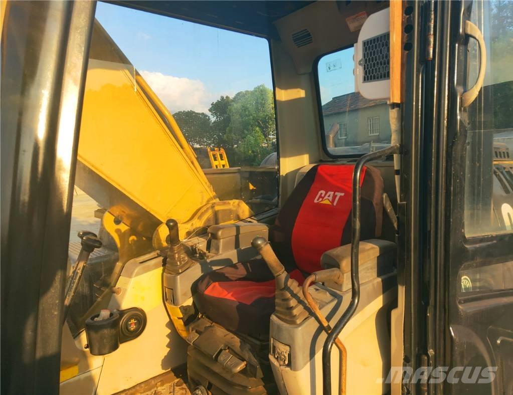 CAT 325D Koparki gąsienicowe