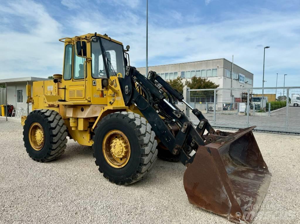 CAT IT 18 B Ładowarki kołowe