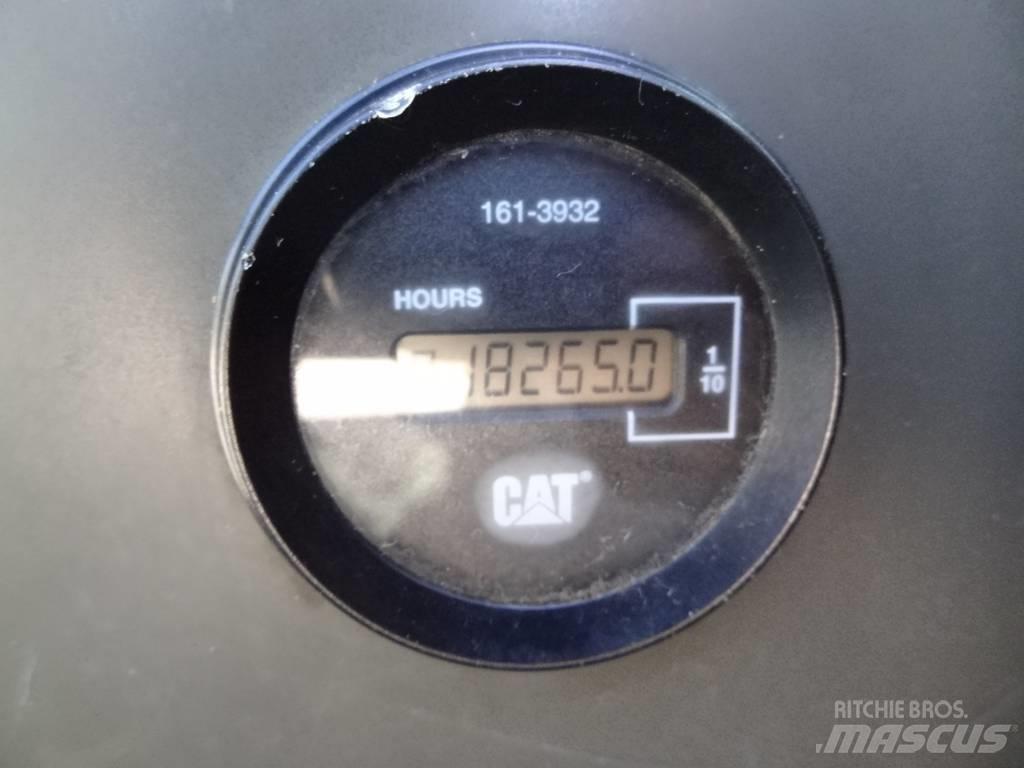 CAT 324 D L Koparki gąsienicowe