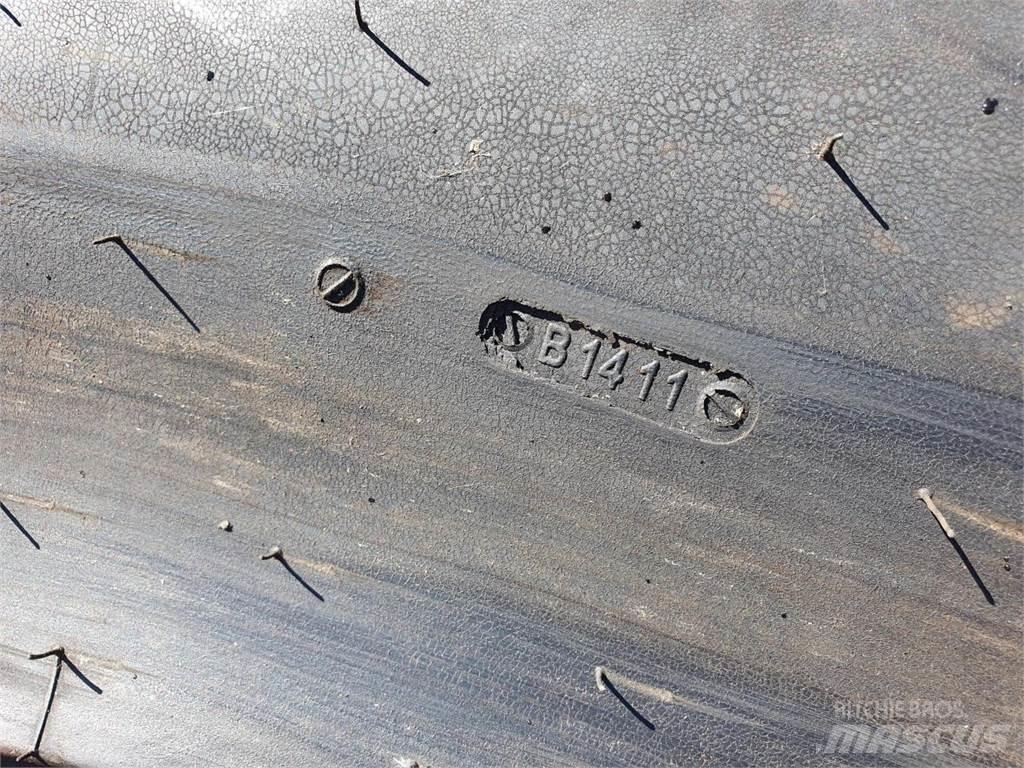 BKT 420/85R30 Opony, koła i felgi