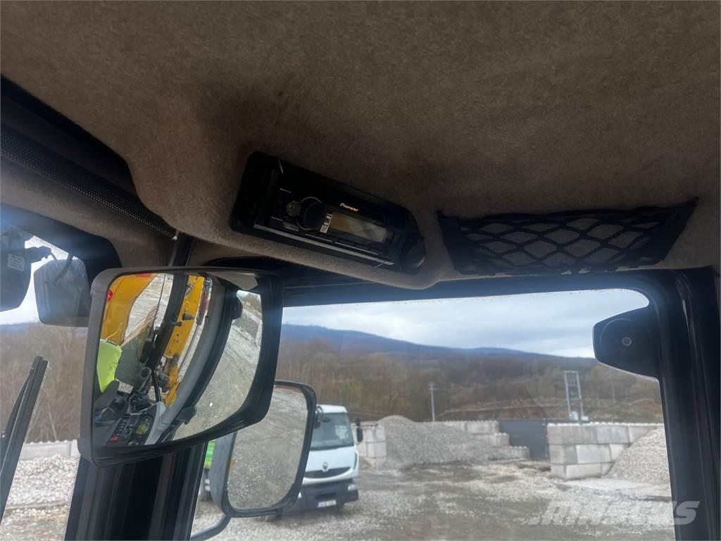 CAT 427 F2 4X4 Maszyny budowlane - Inne