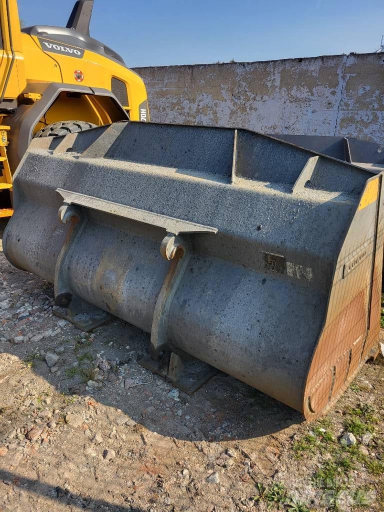Volvo L 120 H Ładowarki kołowe