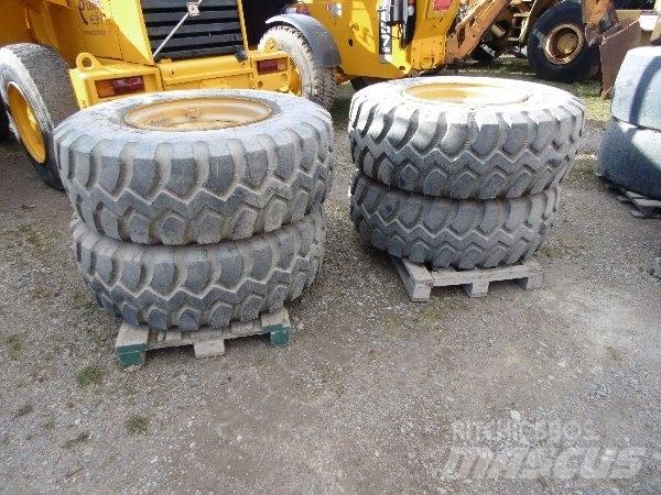 Goodyear 17,5x25 Opony, koła i felgi