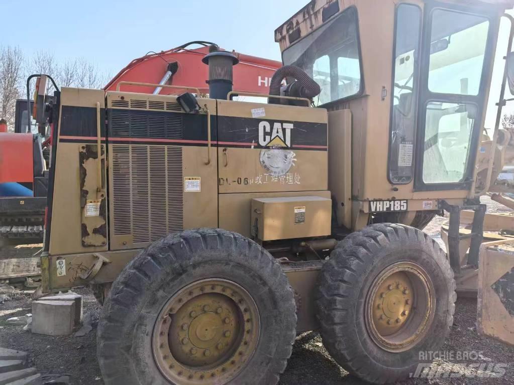 CAT 140 H Równiarki