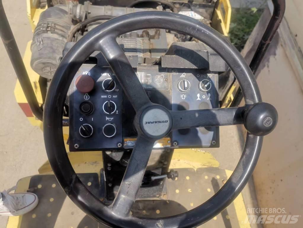 Dynapack cc142 Walce jednobębnowe