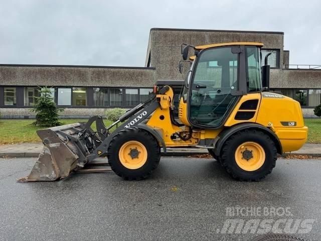 Volvo L 25 F Ładowarki kołowe