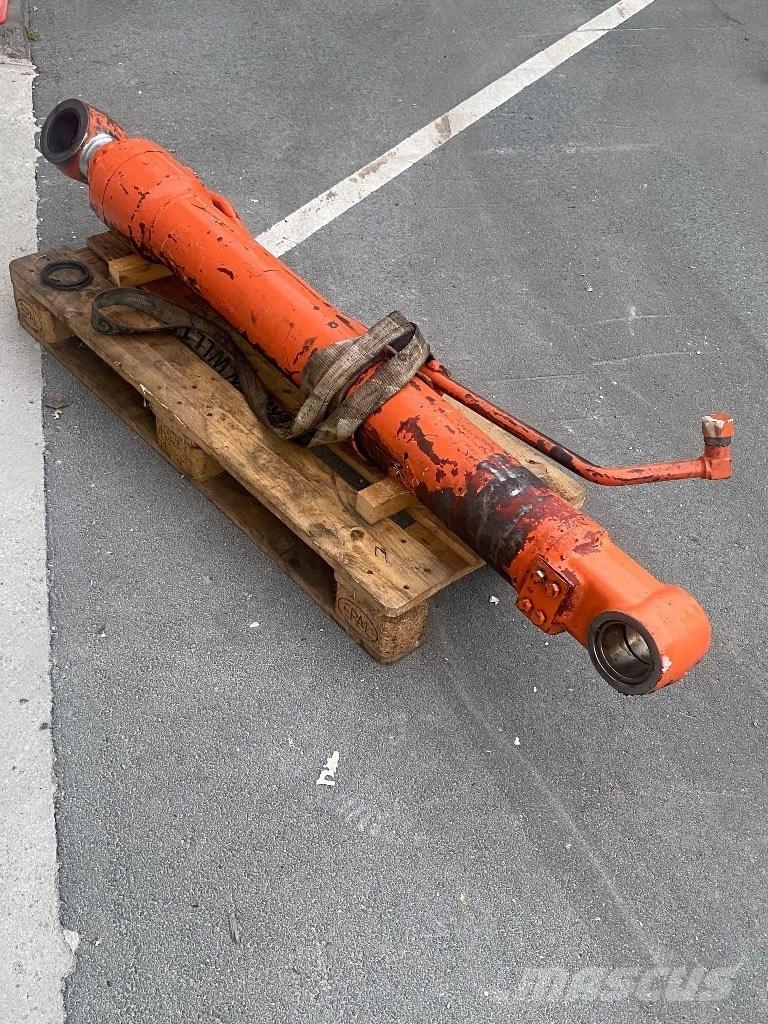 Hitachi ZX 250 LC Koparki gąsienicowe