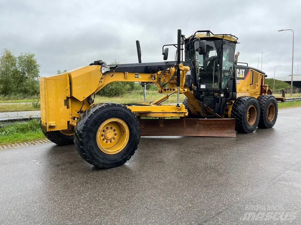 CAT 140M Równiarki