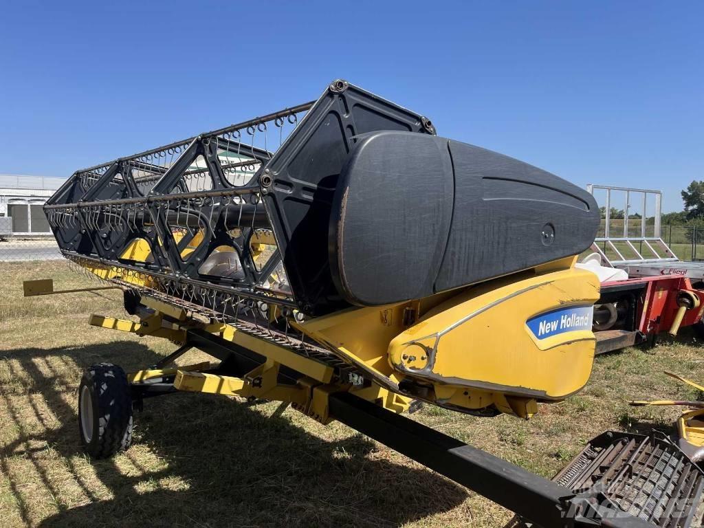 New Holland CSX 7060 Kombajny zbożowe