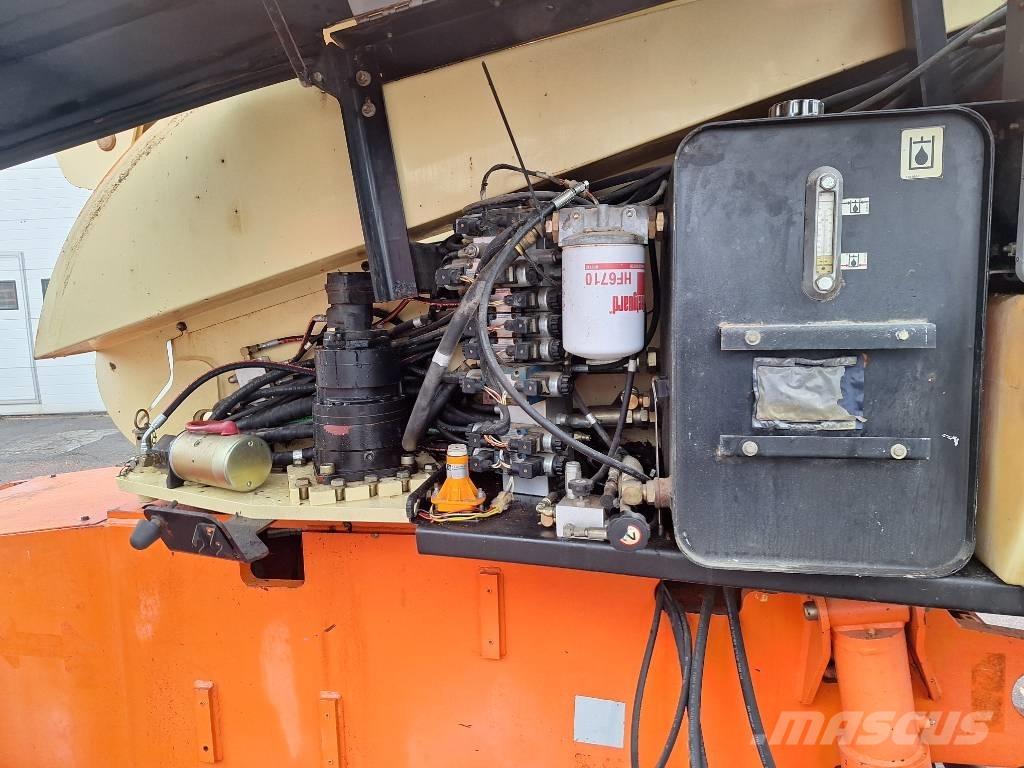 JLG 660 SJ 4x4x4 Podnośniki przegubowe