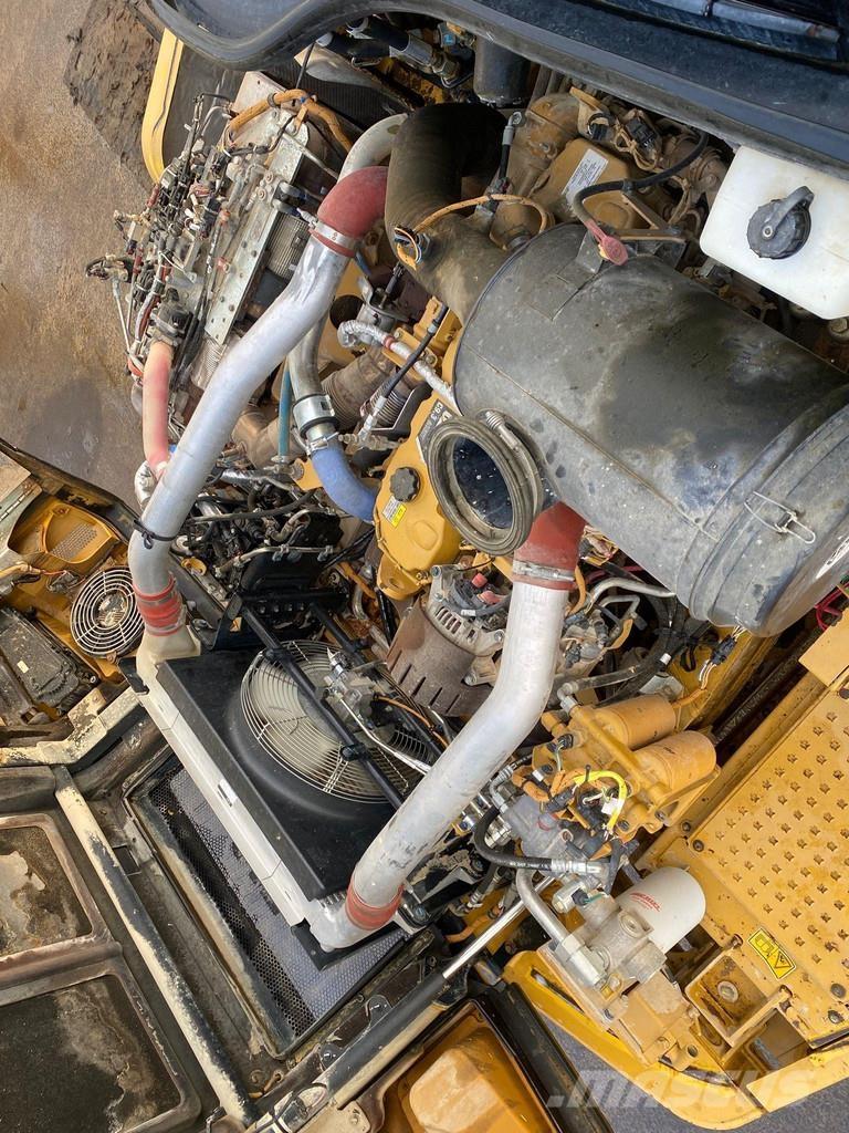 CAT 725C2 NVT Wozidła przegubowe