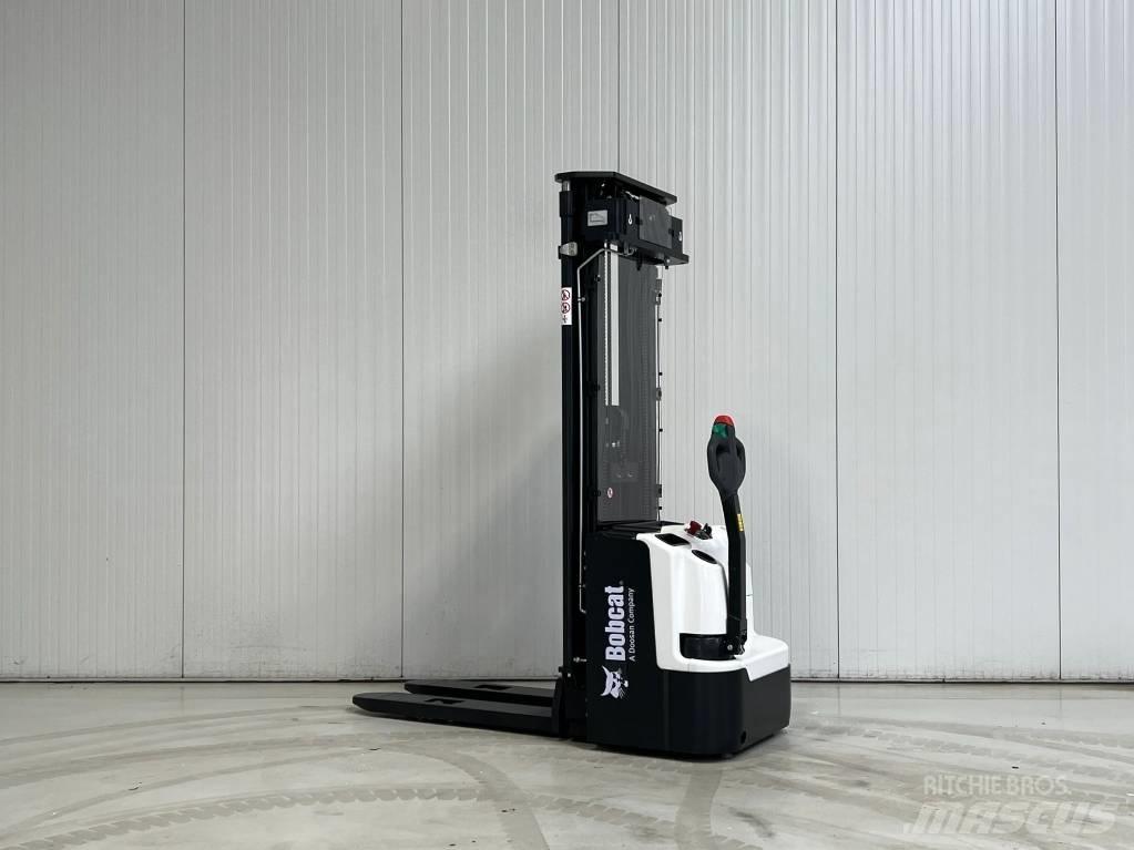 Bobcat BSL16N-7 Wózki widłowe unoszące z dyszlem