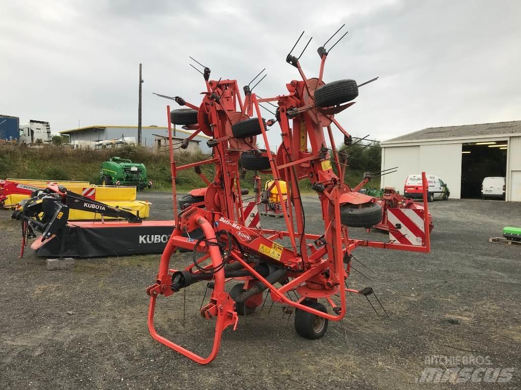 Kuhn GF 8702 Zgrabiarki i przetrząsacze