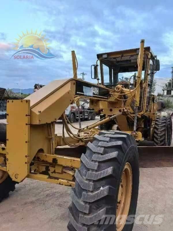 CAT 140 H Równiarki