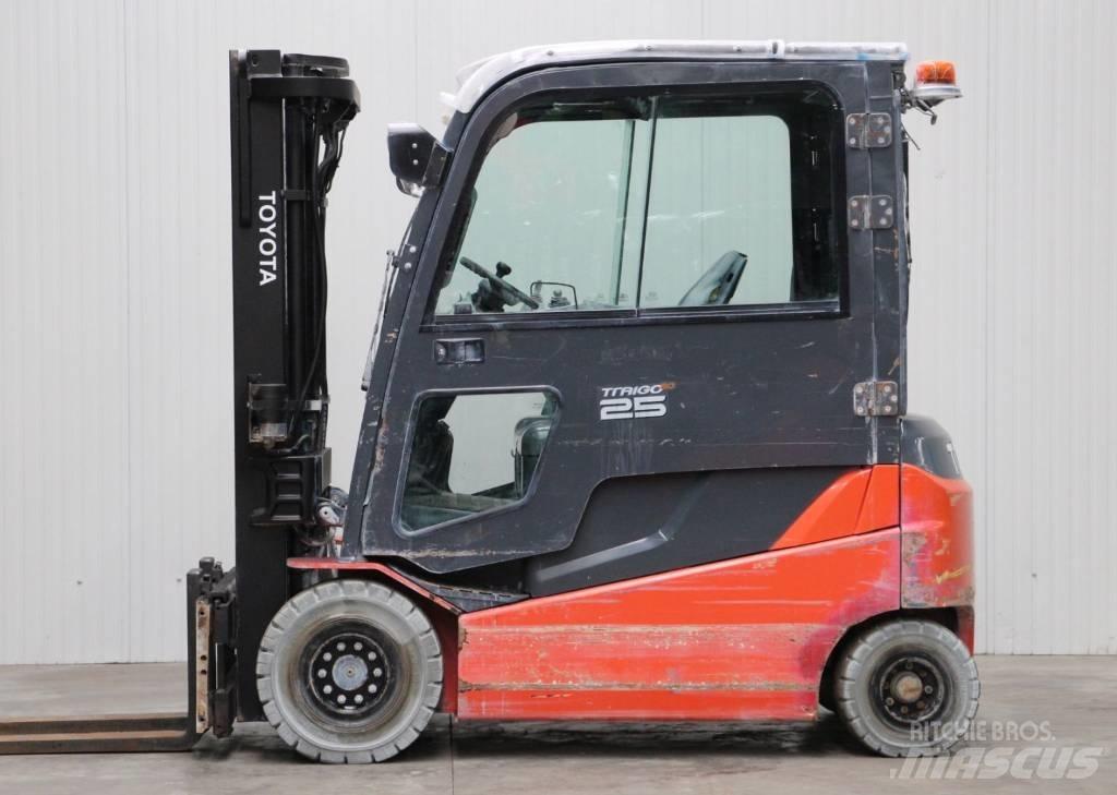 Toyota 8FBMT25 Wózki elektryczne