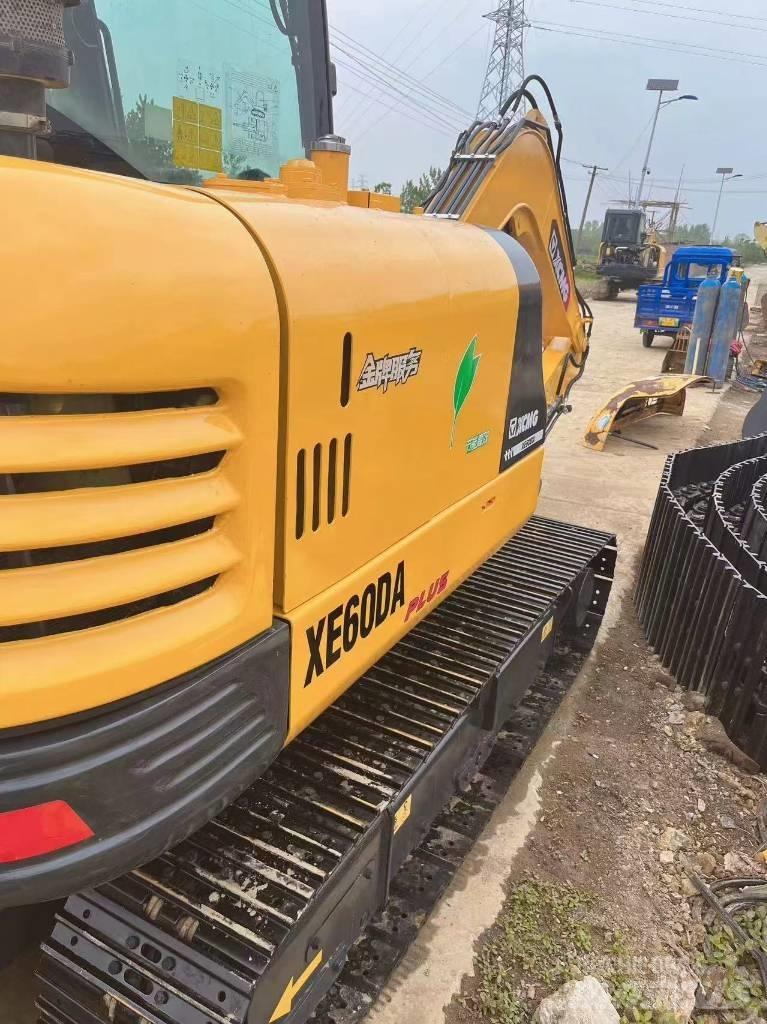 XCMG XE 60 DA Minikoparki