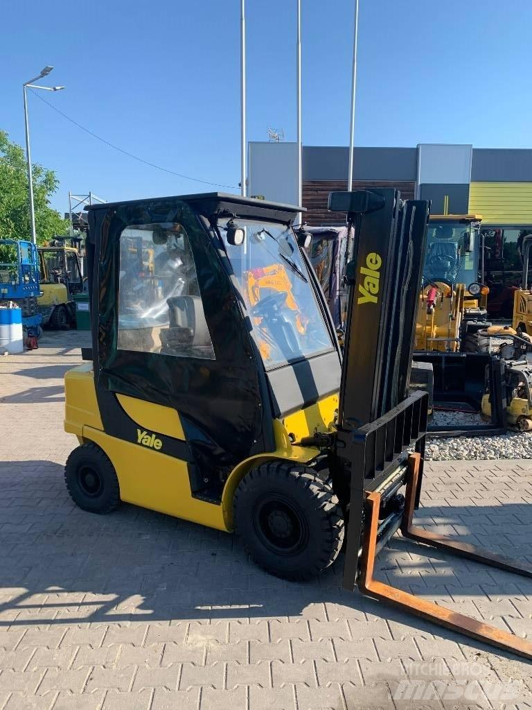 Yale GLP25VX Wózki LPG