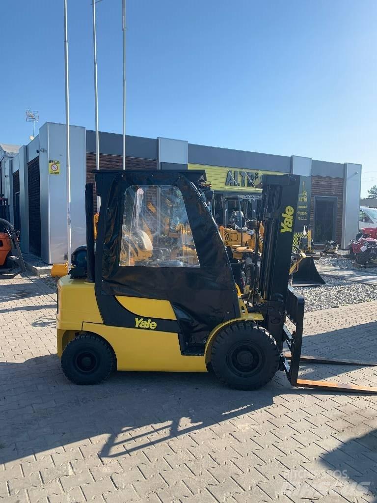 Yale GLP25VX Wózki LPG