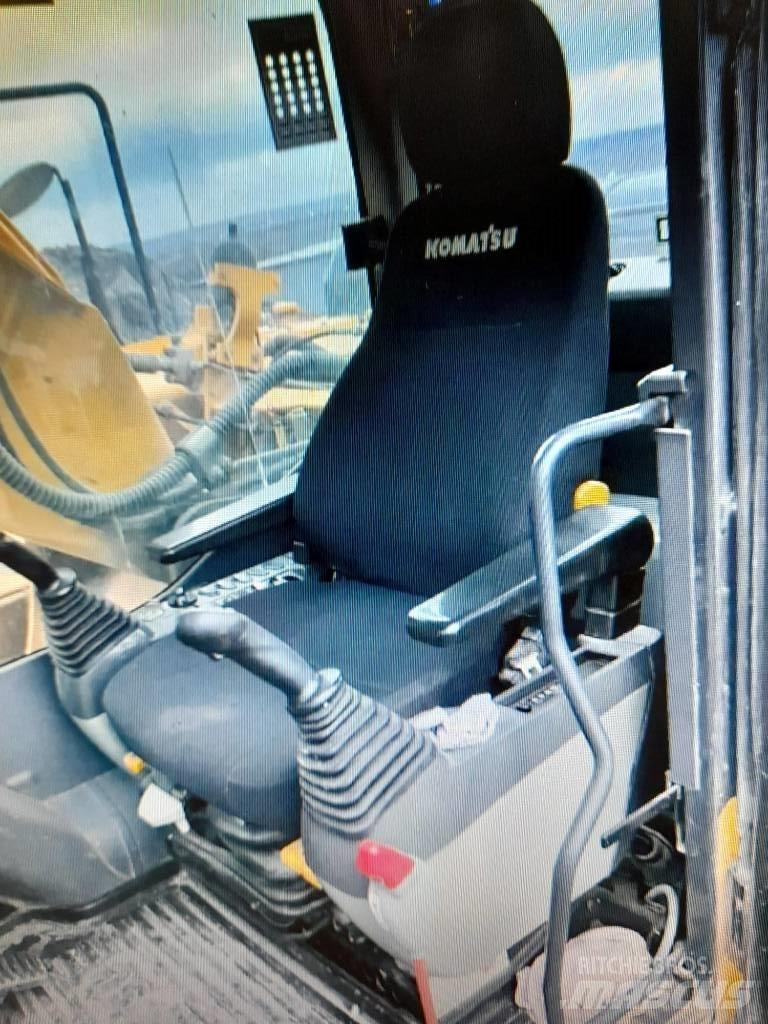 Komatsu HB 215 LC-1 Koparki gąsienicowe