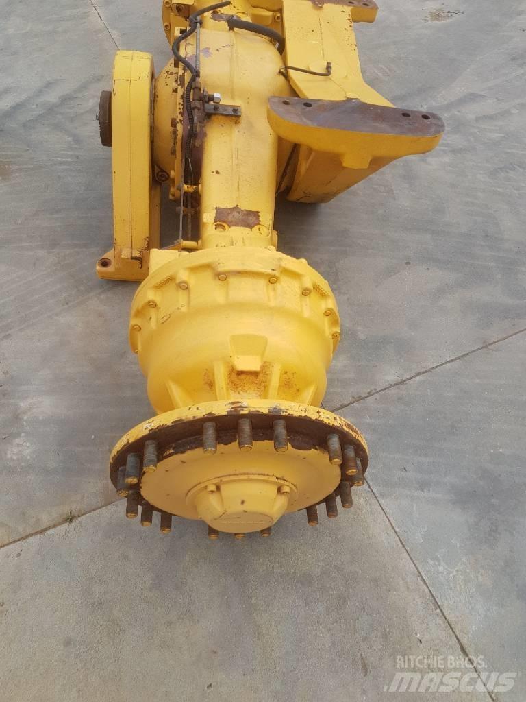 Volvo L 120 E Mosty, wały i osie