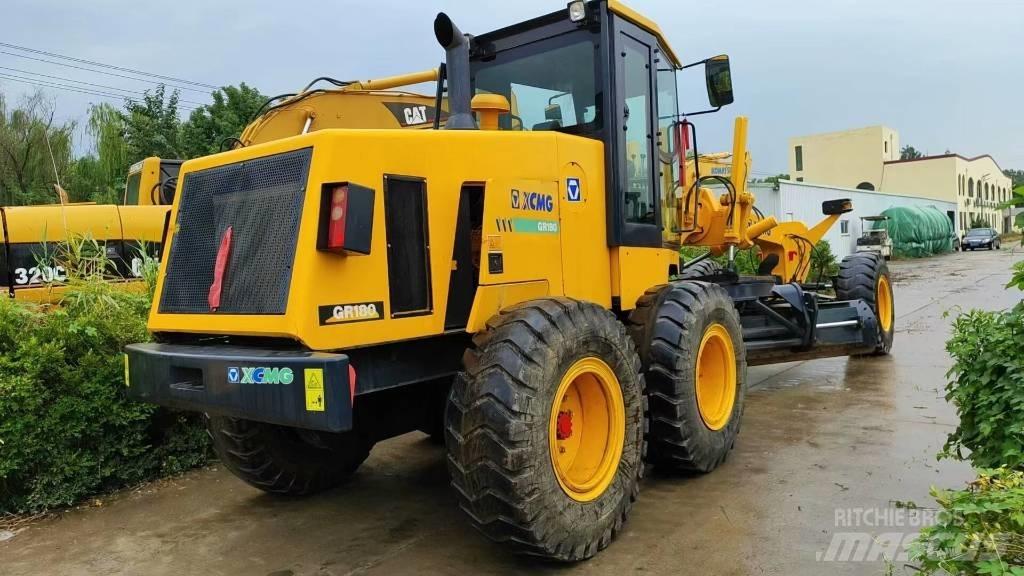 XCMG GR 180 Równiarki