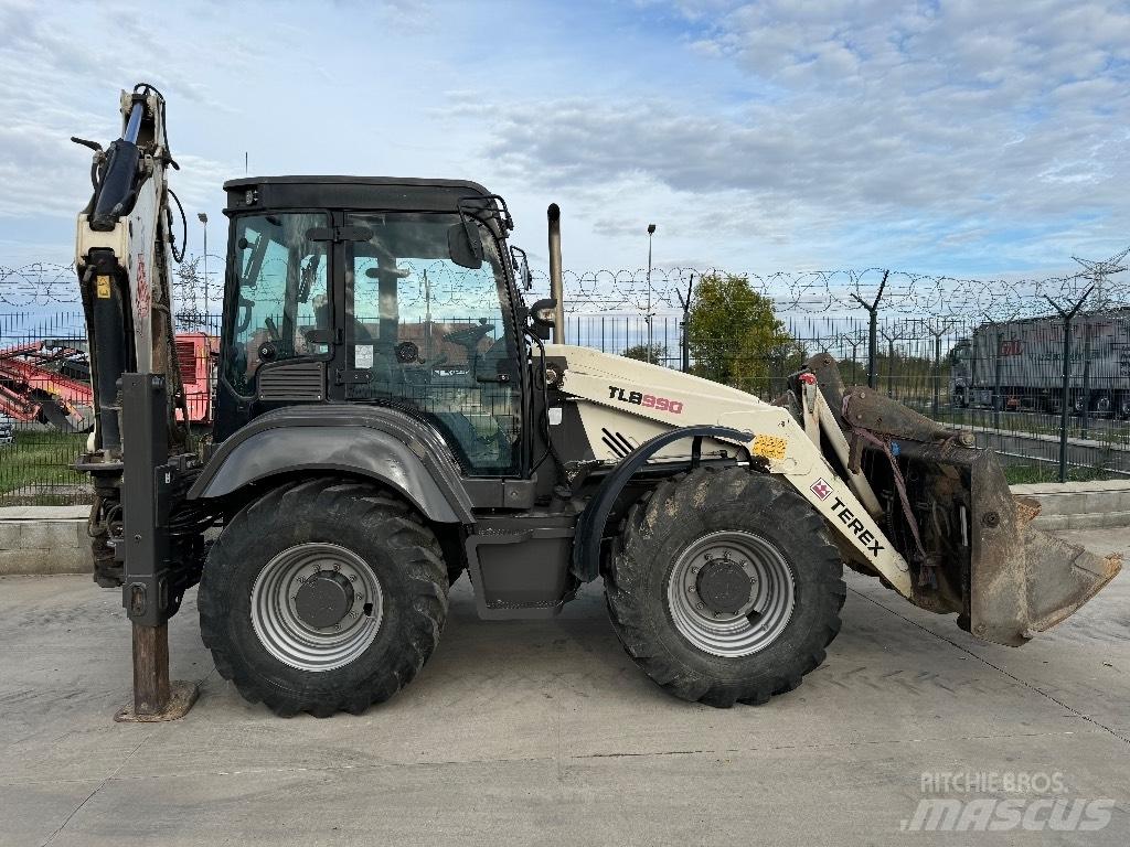 Terex TLB 990 Koparko-ładowarki